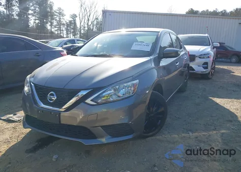 2017 Nissan Sentra S z USA, uszkodzony, nr VIN 3N1AB7AP5HY375292